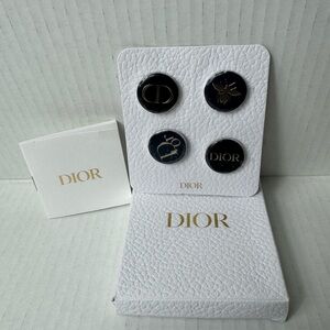 Christian Dior Pin Set
